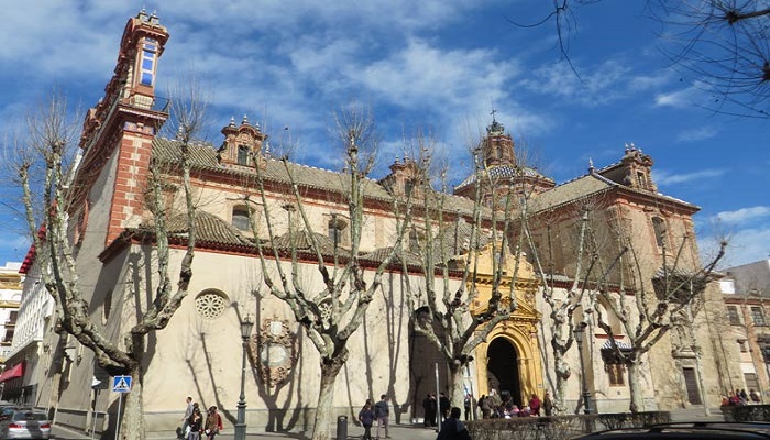 spring tourism in seville