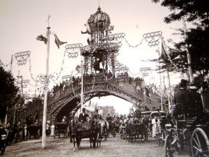 Original photograph of the ancient fair of April of Seville (between 1896 and 1921)